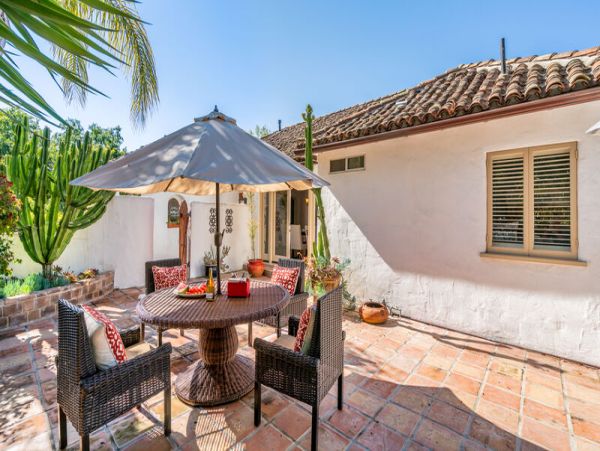 Four Bedroom House in Santa Barbara