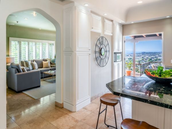 Four Bedroom House in Santa Barbara