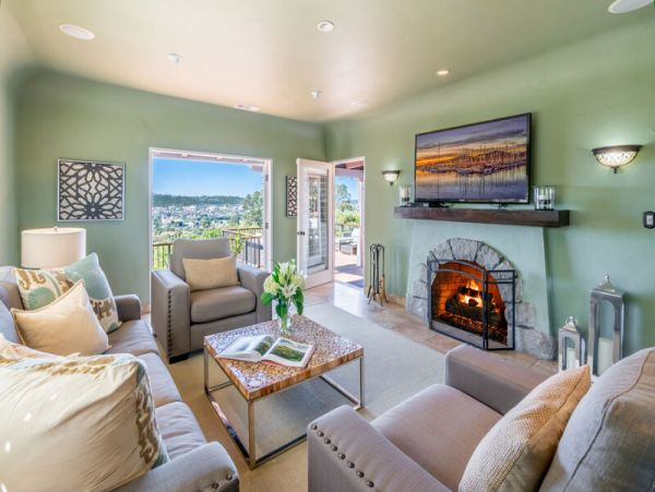 Four Bedroom House in Santa Barbara