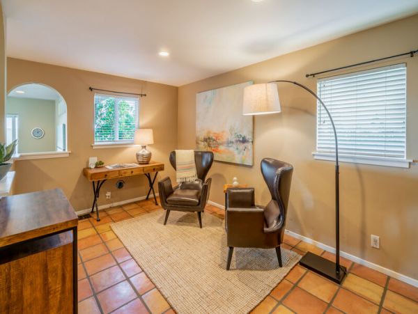 Four Bedroom House in Santa Barbara