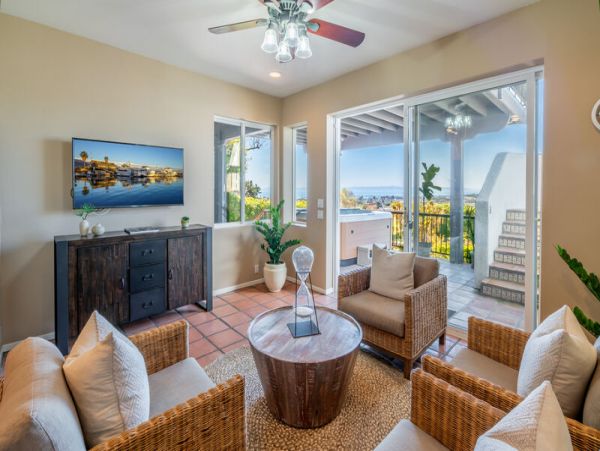Four Bedroom House in Santa Barbara