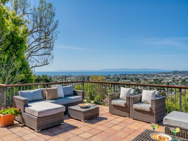Four Bedroom House in Santa Barbara