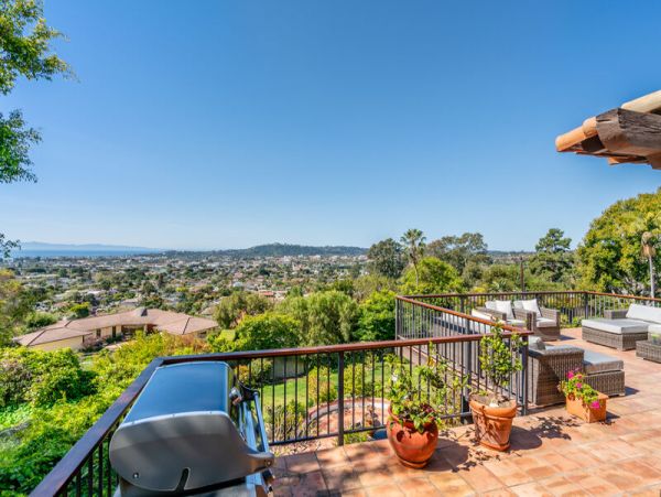 Four Bedroom House in Santa Barbara