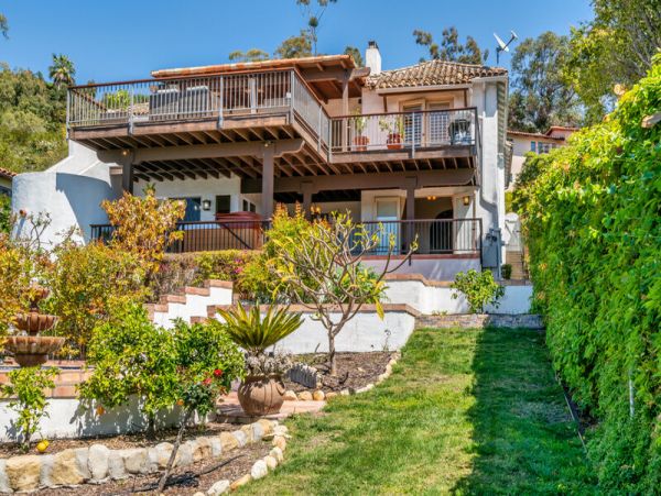 Four Bedroom House in Santa Barbara