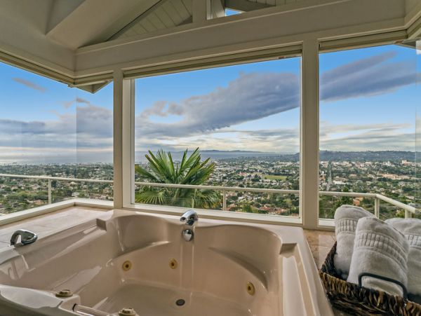 Santa Barbara County Home 999102