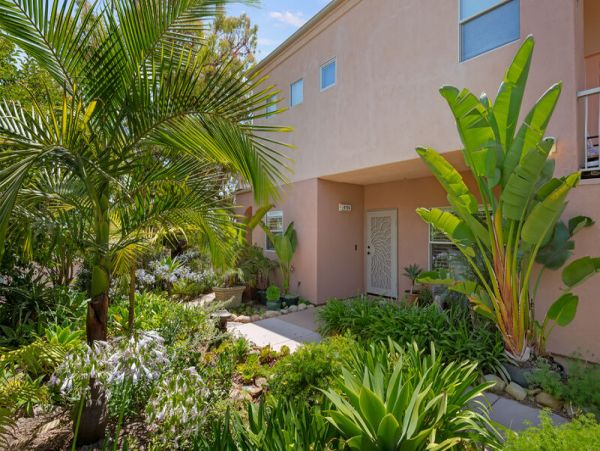 Santa Barbara County Condo 999103