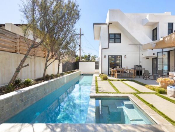 Luxury Vacation Pool Home in La Jolla Sleeps 12 Guests