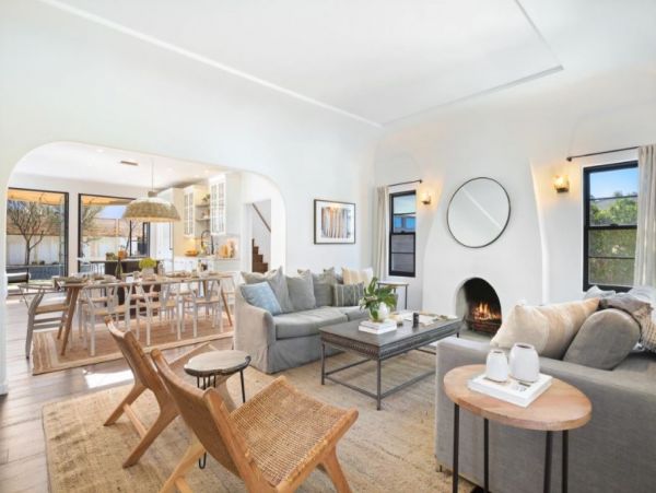 Luxury Vacation Pool Home in La Jolla Sleeps 12 Guests