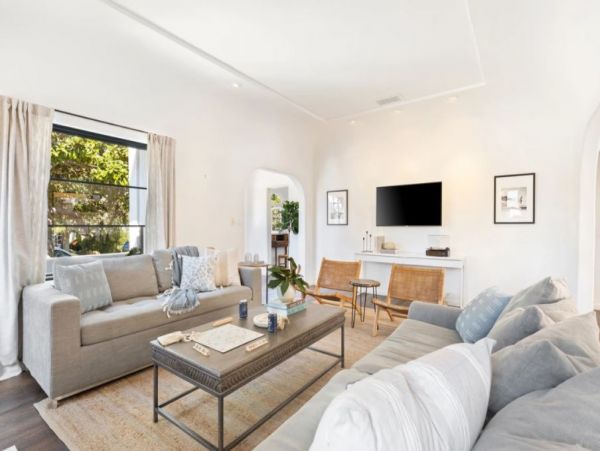 Luxury Vacation Pool Home in La Jolla Sleeps 12 Guests