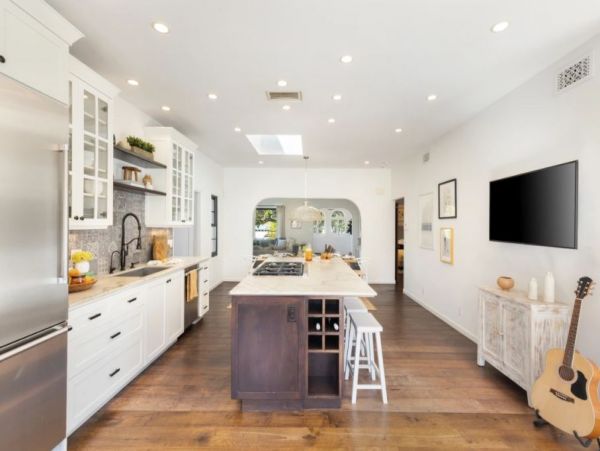Luxury Vacation Pool Home in La Jolla Sleeps 12 Guests
