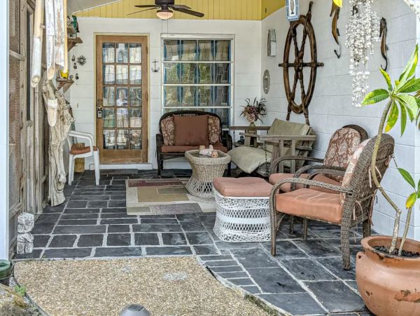 2 Bedroom Vacation Home in Holmes Beach