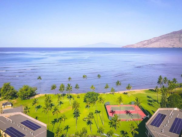 Cozy Vacation Condo with Great Pool, Mountain & Ocean Views