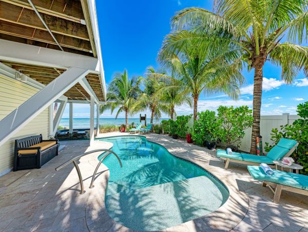 Anna Maria Island Vacation Home with Private Access to the Bay