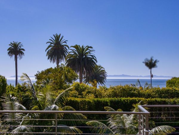 Luxurious Vacation Villa in Montecito With Pool 7 Guests