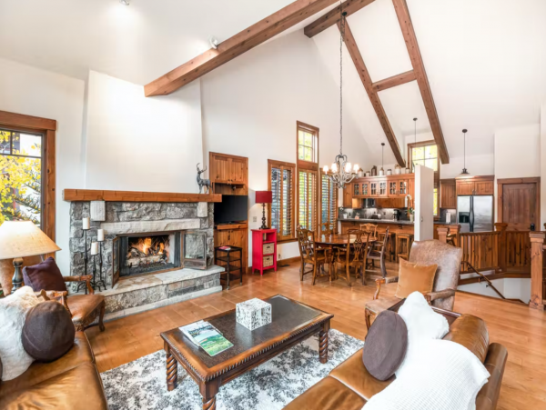 Ski in Ski Out Four Bedroom Vacation Home in Edwards