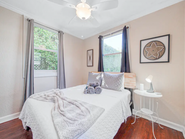 Cozy One Bedroom Vacation Rental Historic Northwood