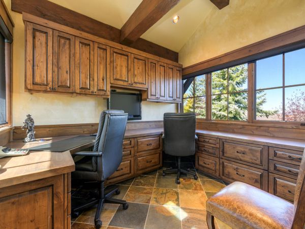 Stately Ski Manor in Avon with Luxurious Amenities Sleeps 14