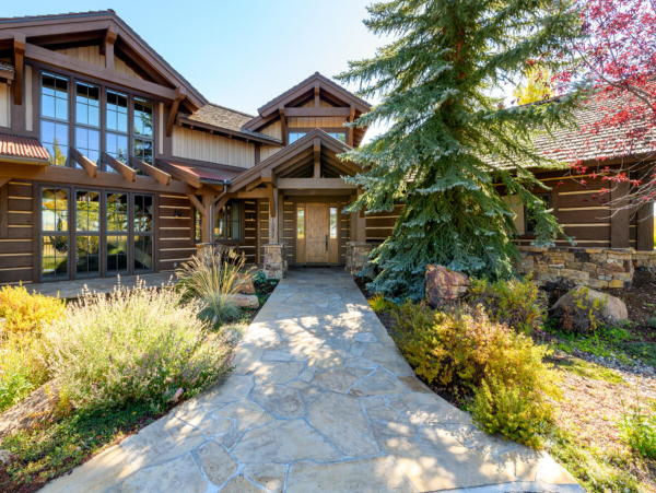 Stately Ski Manor in Avon with Luxurious Amenities Sleeps 14