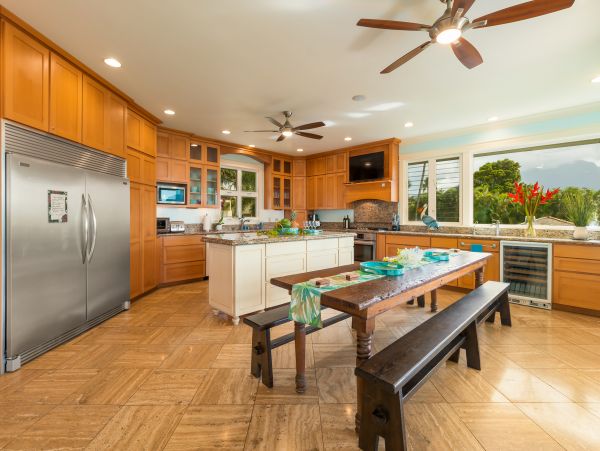 Stunning Views from this Five Bedroom luxury home