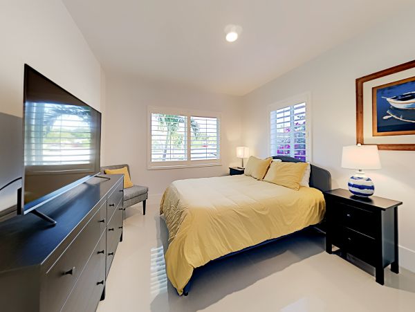 Fort Lauderdale Upscale 3 Bedroom Getaway with Private Pool