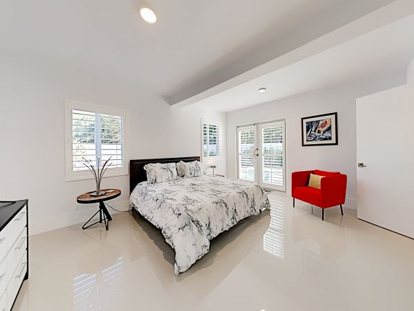 Fort Lauderdale Upscale 3 Bedroom Getaway with Private Pool