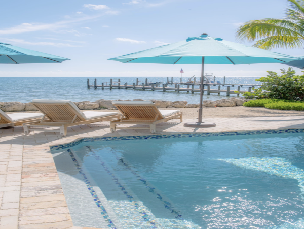 Ocean Front Vacation Home 5 Bedrooms Pool Islamorada Beach