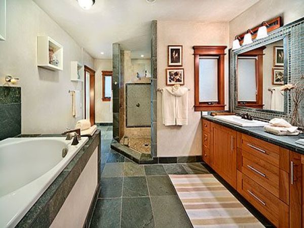 Luxury Beachfront Lahaina Vacation Rental House