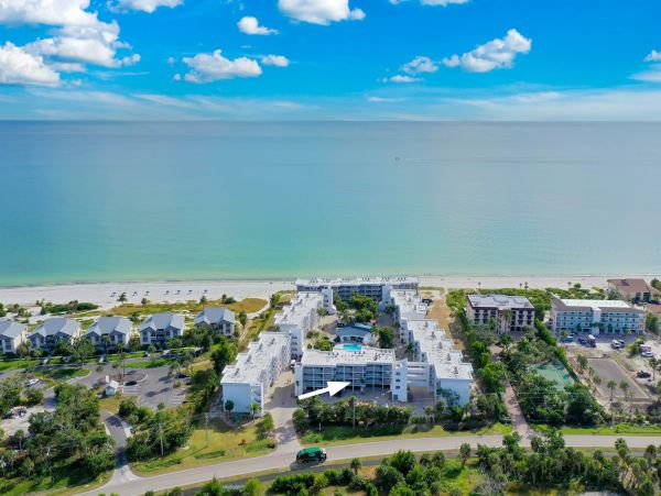 Middle Gulf Drive Condo rental in Sanibel