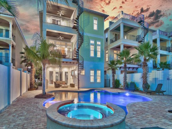 Miramar Beach 8 Bedrooms Vacation Home Gulf and Lakes Views