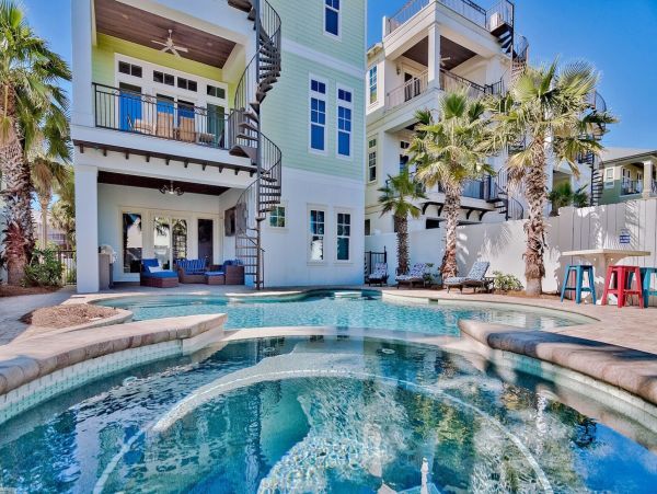 Miramar Beach 8 Bedrooms Vacation Home Gulf and Lakes Views