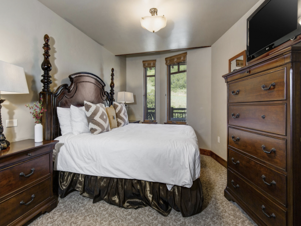 Park City Ski-In/Ski-Out 4 Bedroom Luxury Penthouse Sleep 14