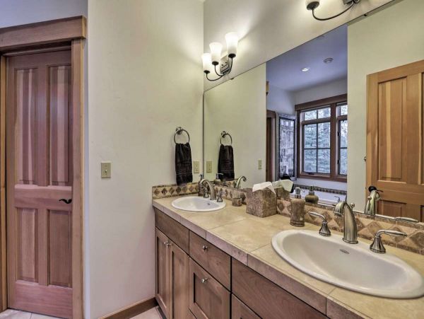 Lake Tahoe South Shore Home 999177