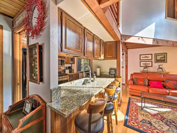 Lake Tahoe South Shore Home 999180