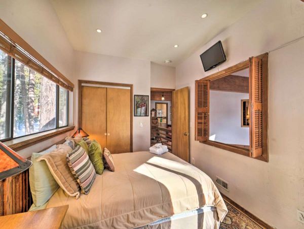 Lake Tahoe South Shore Home 999180