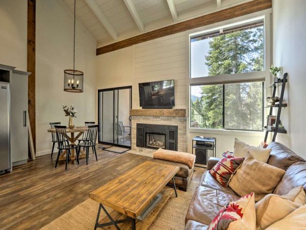 Lake Tahoe South Shore Home 999185