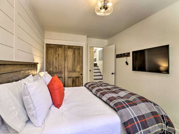 Lake Tahoe South Shore Home 999185