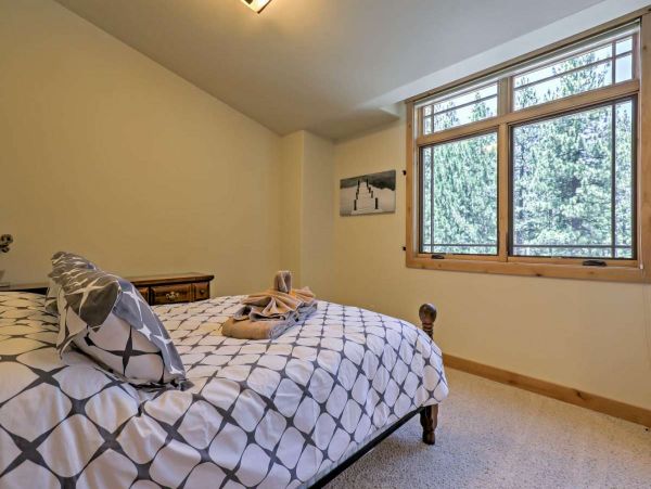 Lake Tahoe South Shore Home 999189