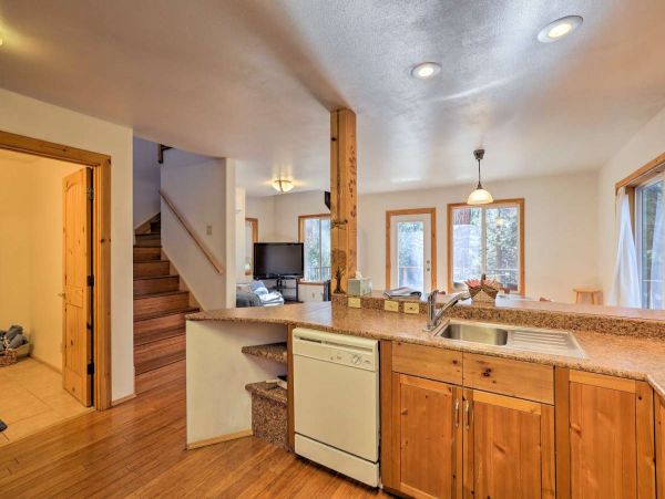 Lake Tahoe South Shore Home 999200