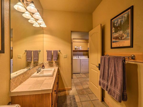 Lake Tahoe South Shore Home 999208