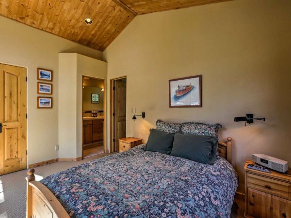 Lake Tahoe South Shore Home 999208