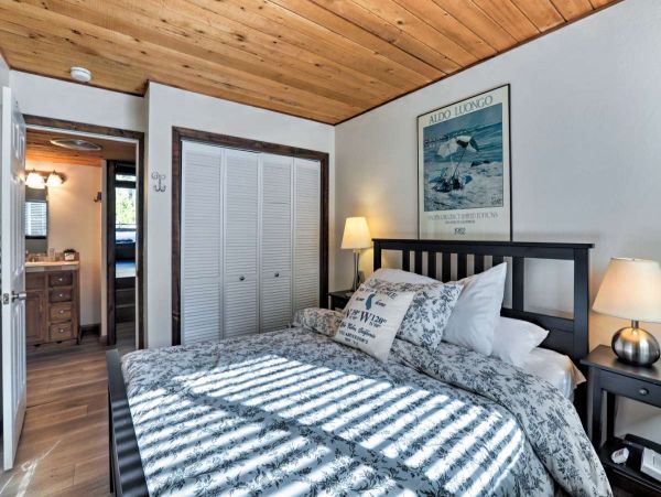 Lake Tahoe South Shore Home 999209