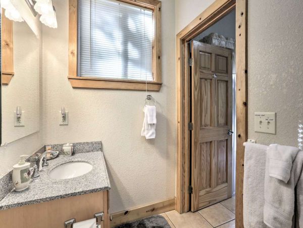 Lake Tahoe South Shore Home 999212