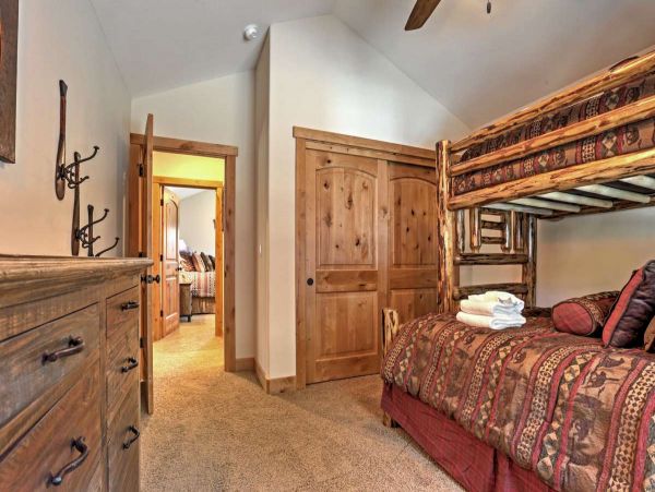 Lake Tahoe South Shore Home 999220