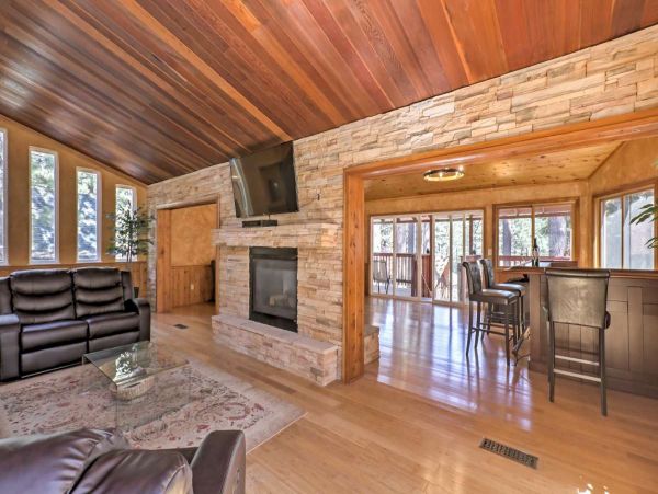 Lake Tahoe South Shore Home 999226