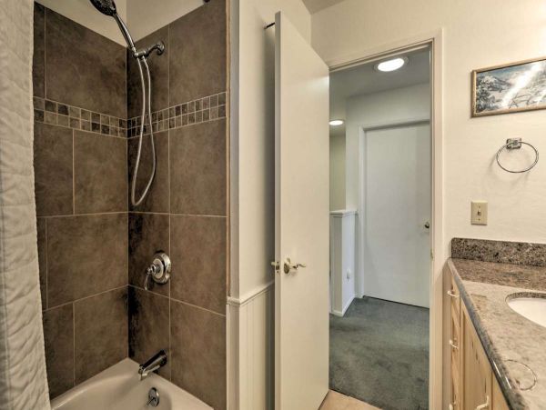 Lake Tahoe South Shore Home 999228