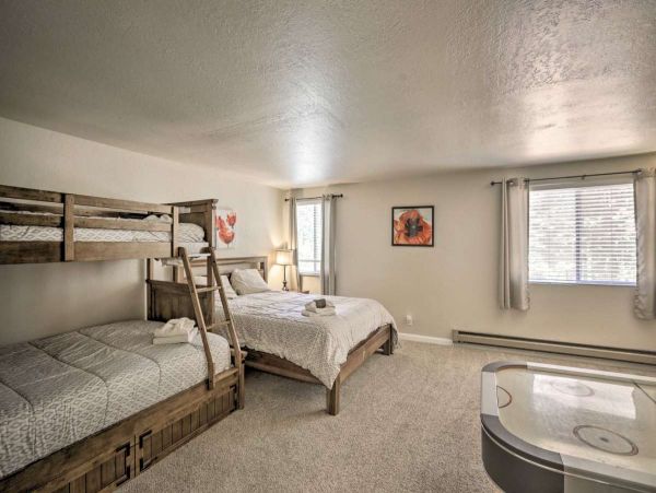Lake Tahoe South Shore Home 999235