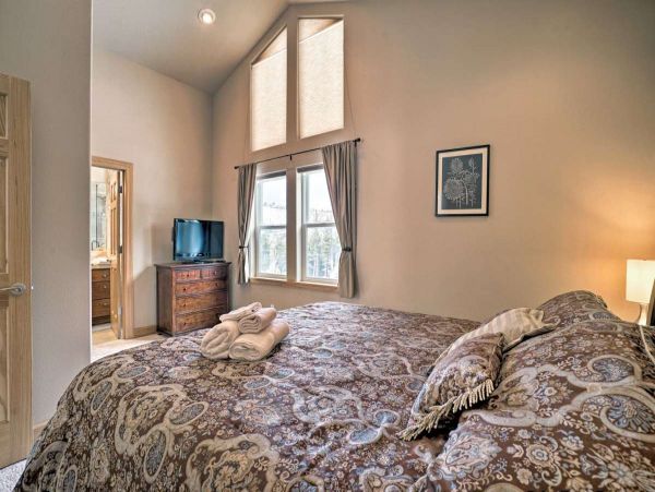 Lake Tahoe South Shore Home 999239