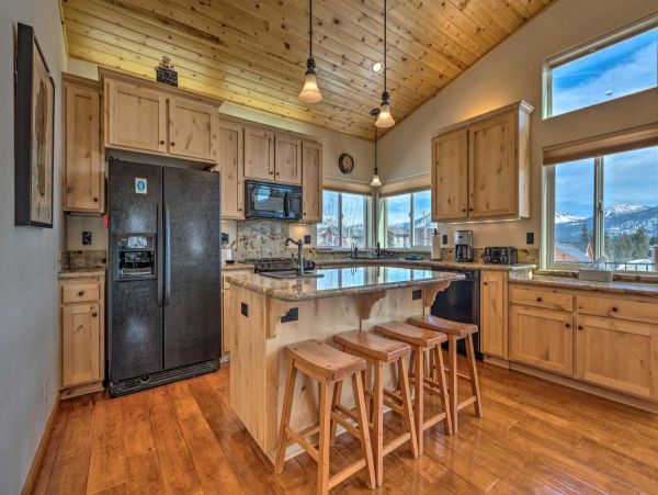 Lake Tahoe South Shore Home 999242