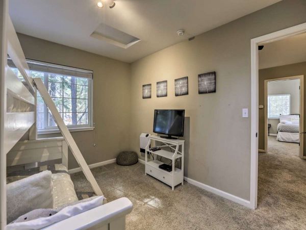 Lake Tahoe South Shore Home 999246
