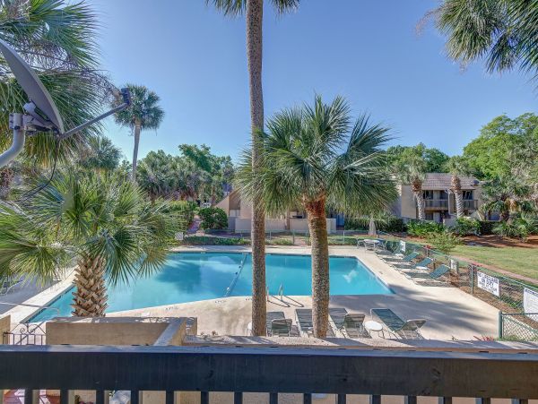 3 Bedroom Villa 10 min walk to the beach